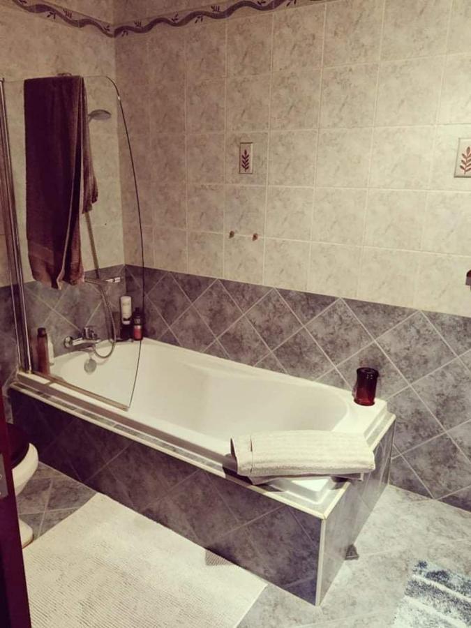 Cosy Designer Finished Apartment With Unobstructed Views St. Paul's Bay Esterno foto