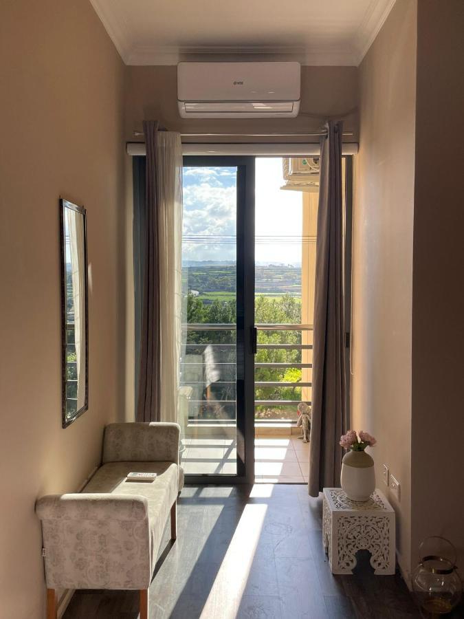 Cosy Designer Finished Apartment With Unobstructed Views St. Paul's Bay Esterno foto